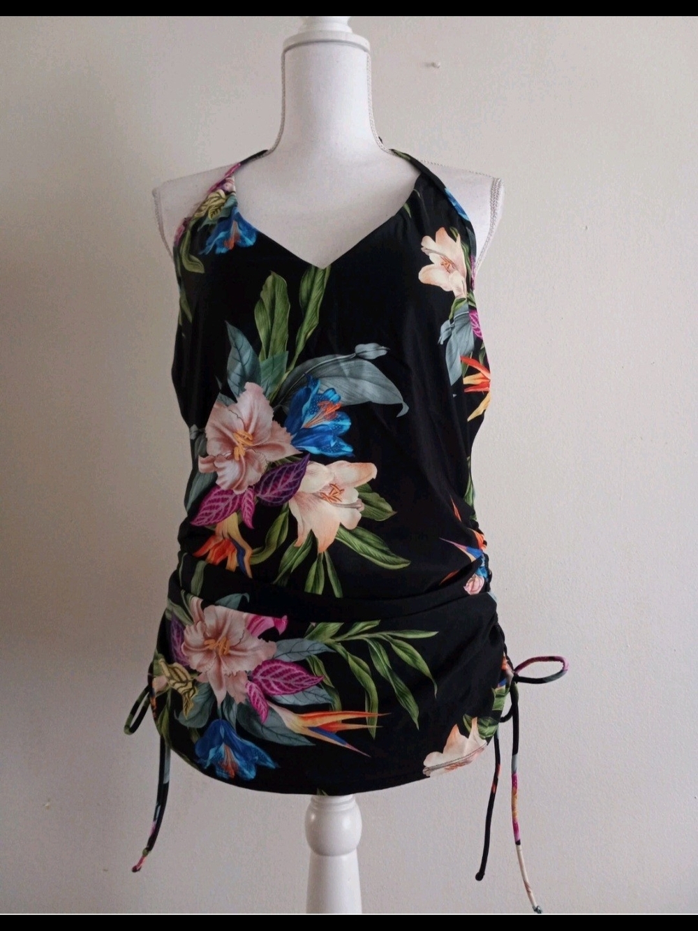 Black Tropical Floral Swim Top BAY ONE GET ONE FREE $15 - Picture 3 of 10